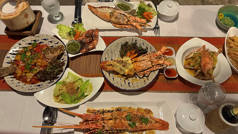 코사무이 신혼여행 중 씨푸드 랍스타 맛집